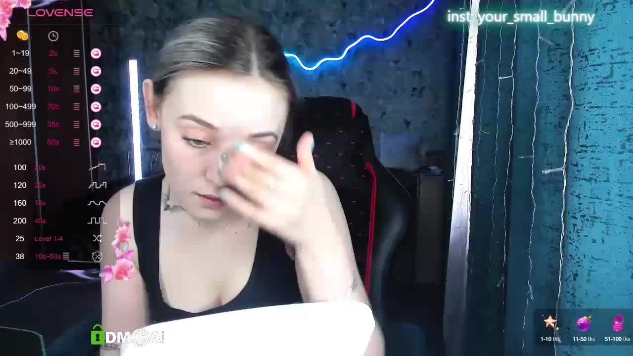 your-small-bunny Live Sex December 17, 2025