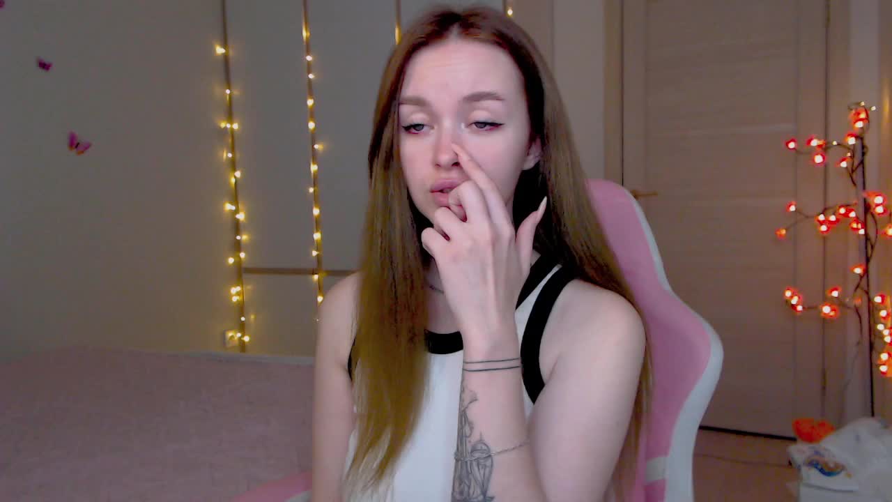 NaughtyMable Live Sex December 18, 2025