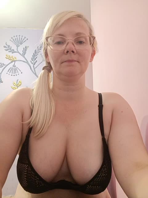 Sweetie454 Live Sex December 13, 2025