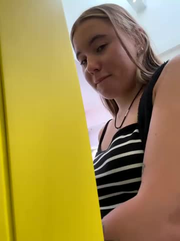 StephanieMur Live Sex December 19, 2025