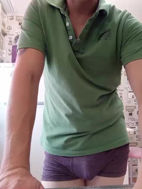 Niki233221 Live Sex December 14, 2025