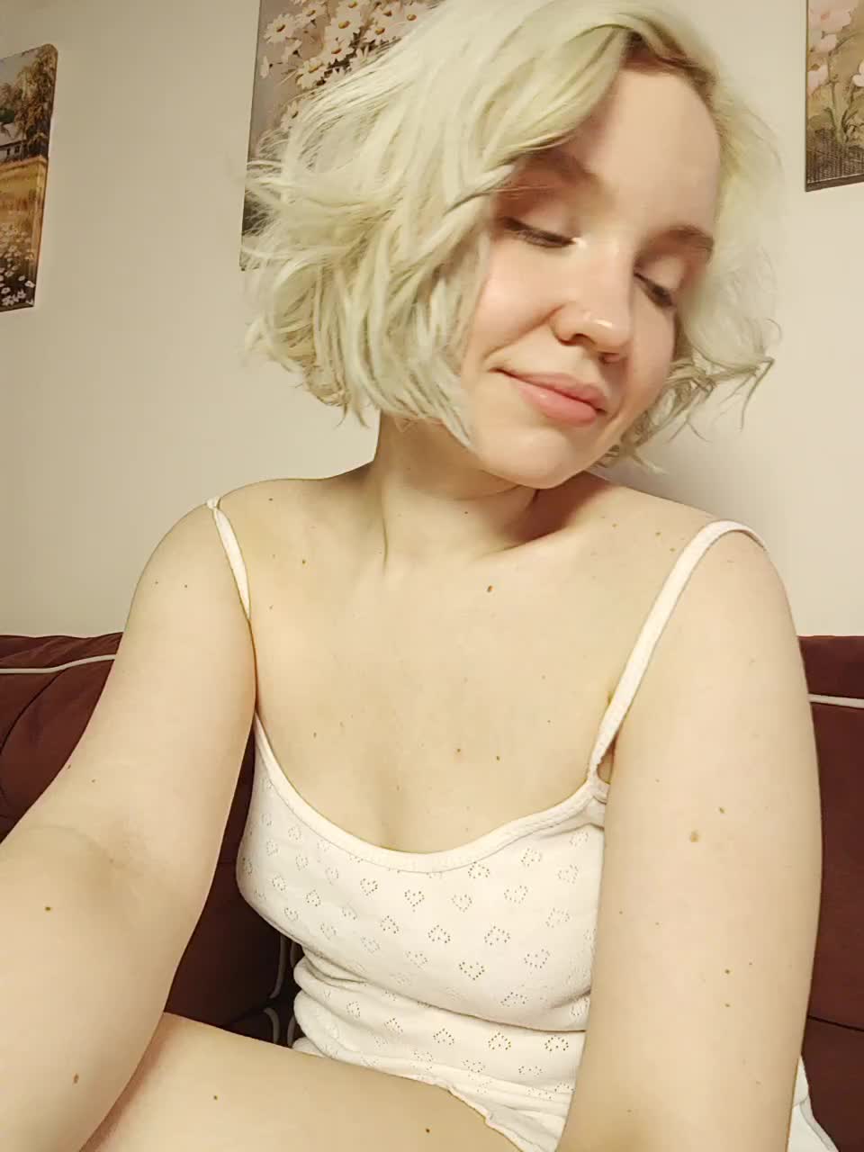 LadyAnny Live Sex December 14, 2025