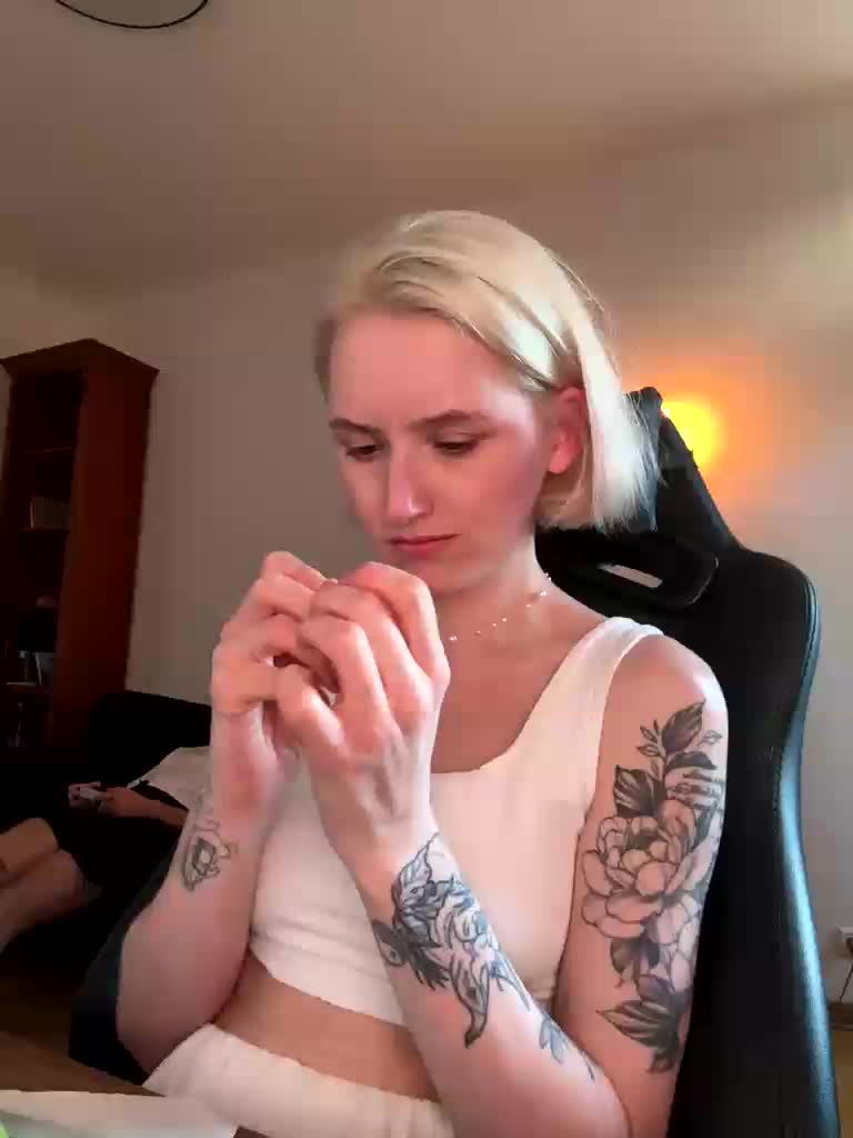 Sexy-Sweets Live Sex December 19, 2025