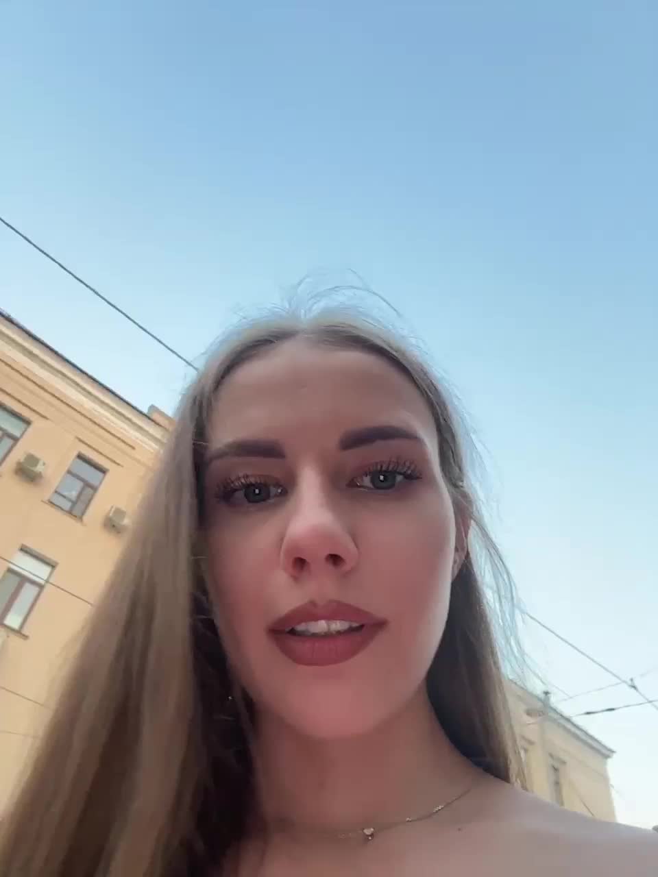 VikkiExtraCheese Live Sex December 18, 2025