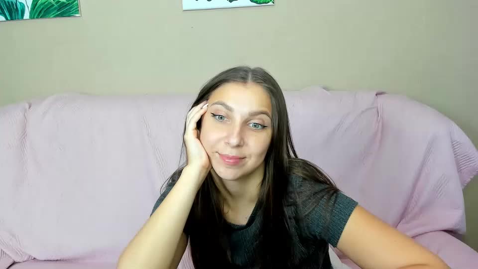 sinthiahug Live Sex December 13, 2025