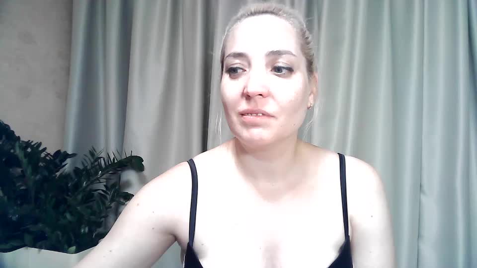 mariska-kiska Live Sex December 19, 2025