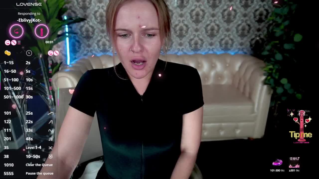 MaribelRiver Live Sex December 13, 2025