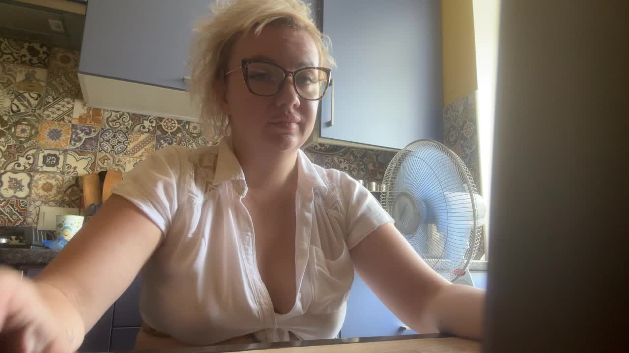 Oksana494 Live Sex December 15, 2025