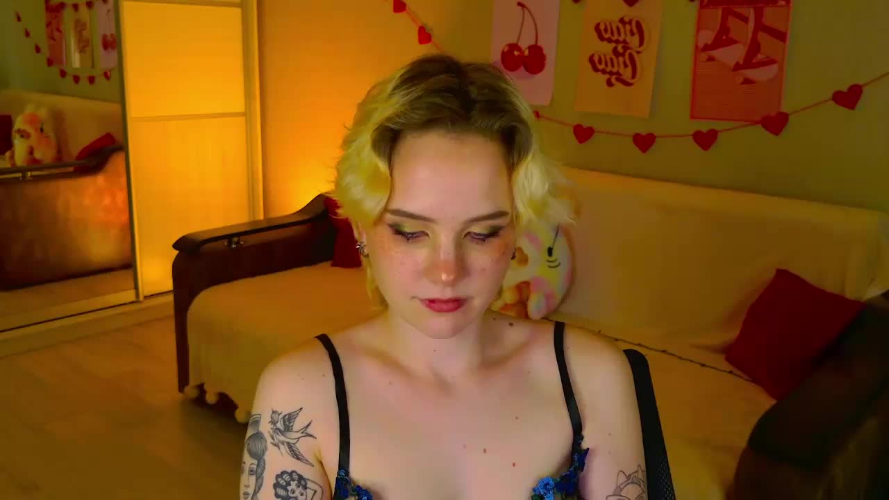 Cool-Love Live Sex December 17, 2025