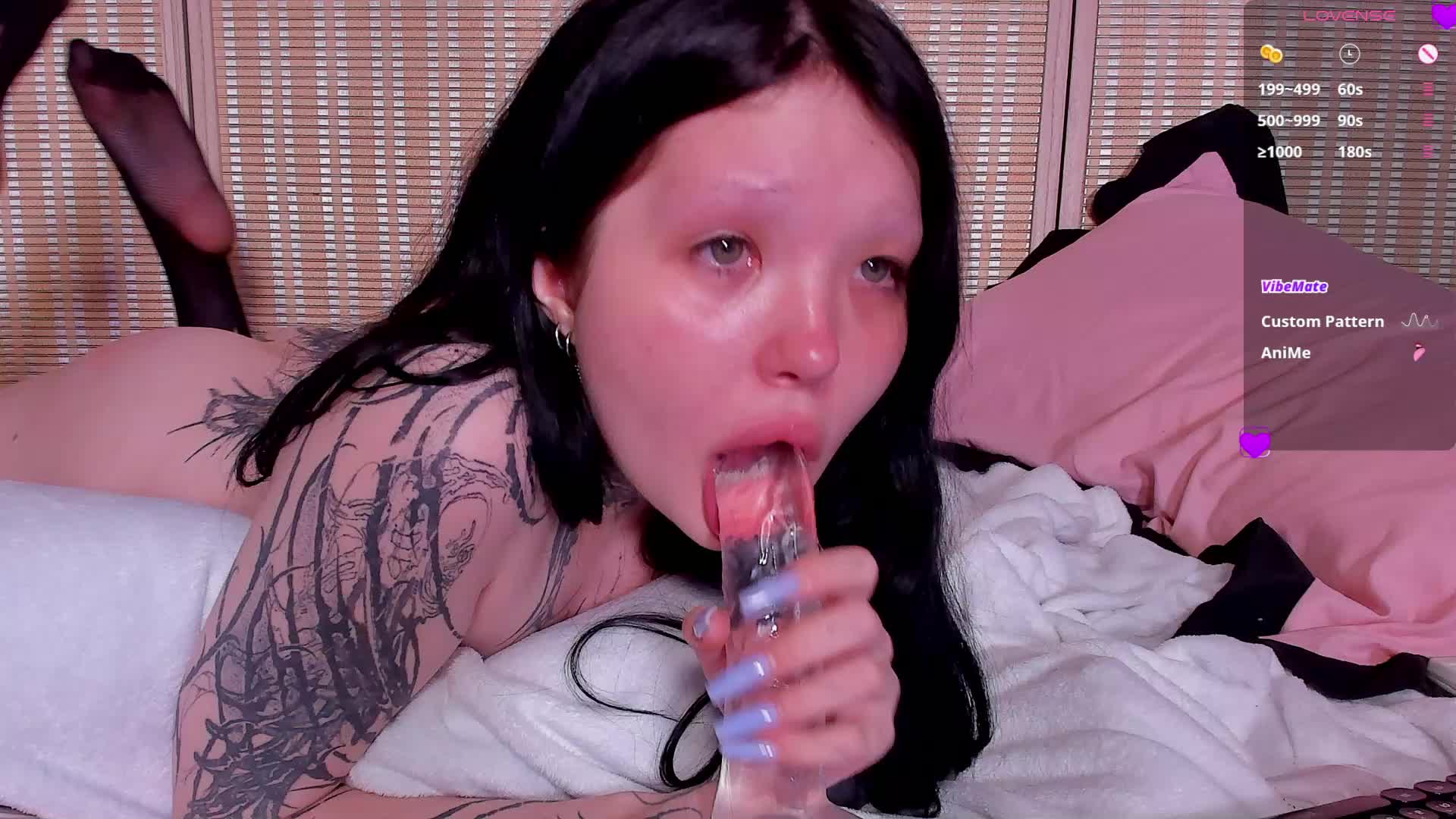 Leinbone Live Sex December 14, 2025