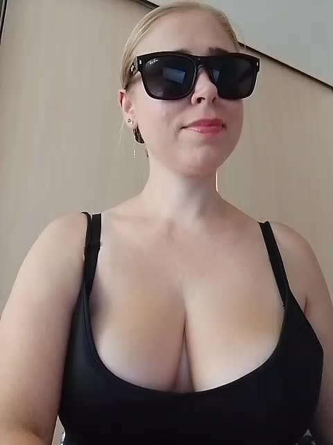 Dashulya666 Live Sex December 18, 2025