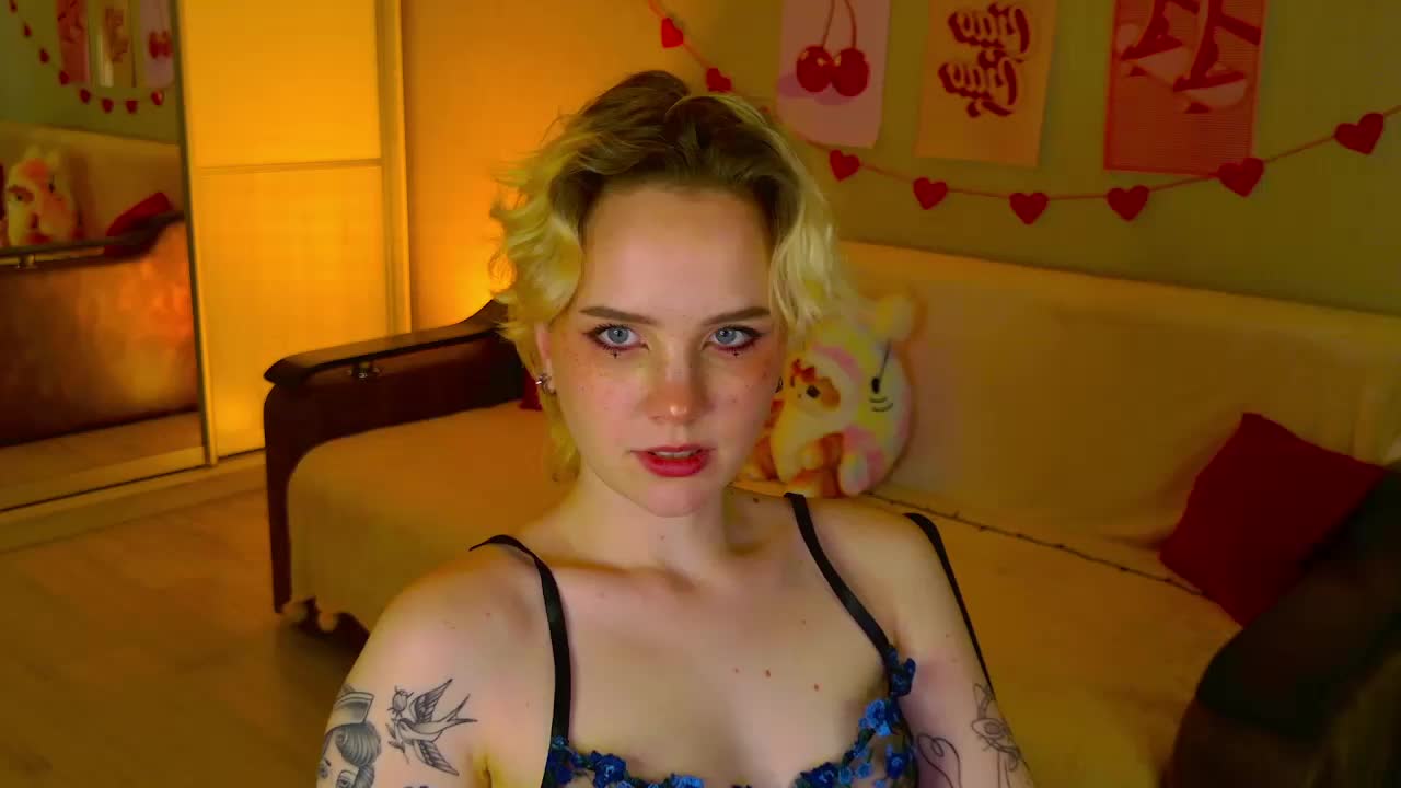 Cool-Love Live Sex December 17, 2025