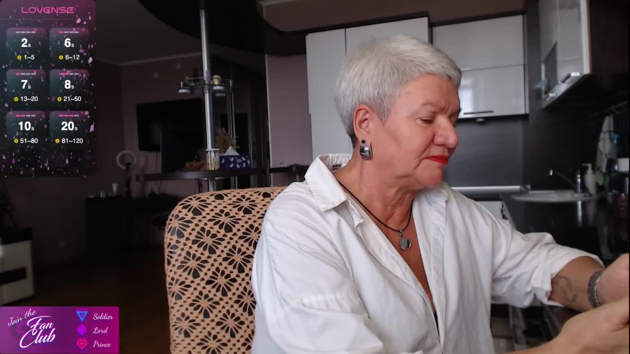 roxana-brooks Live Sex December 18, 2025