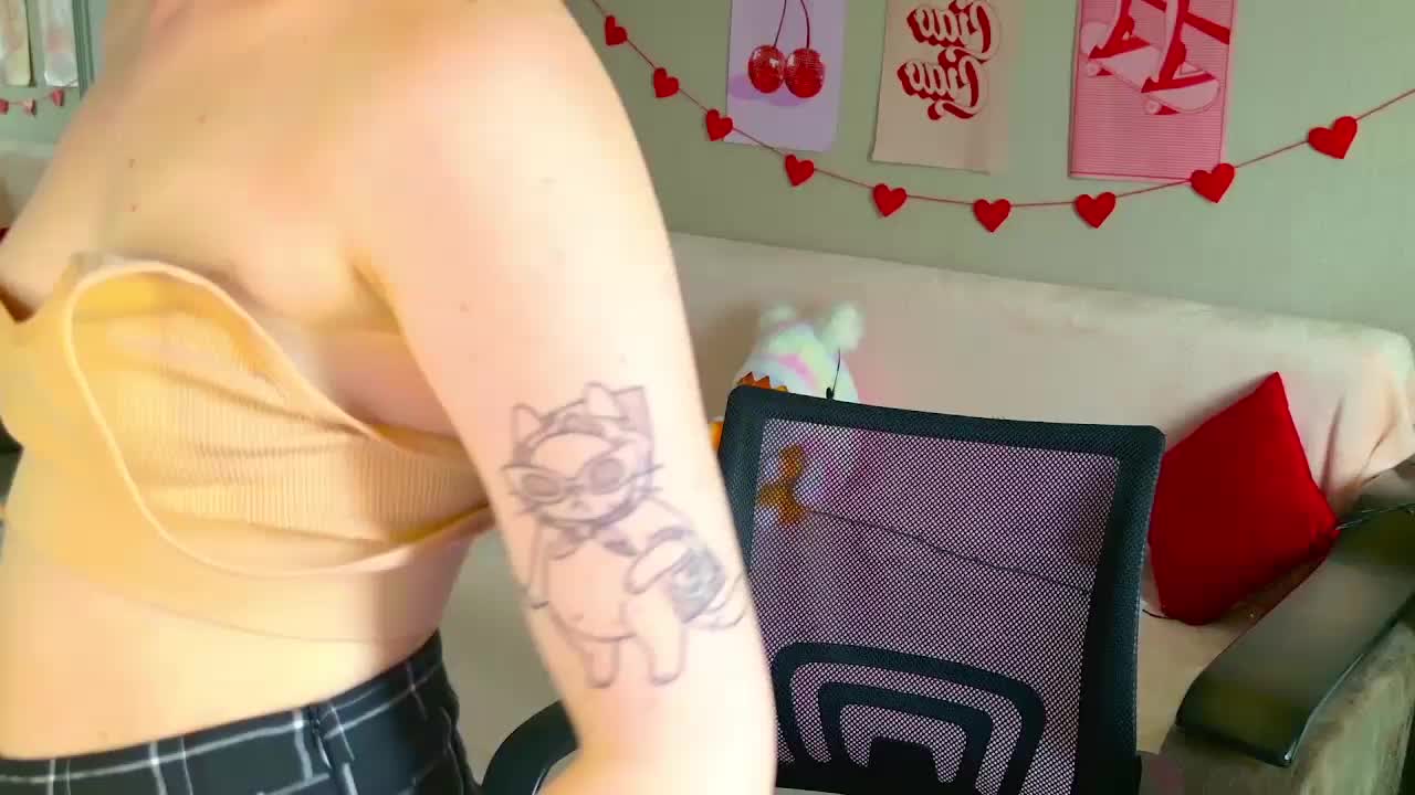 Cool-Love Live Sex December 17, 2025