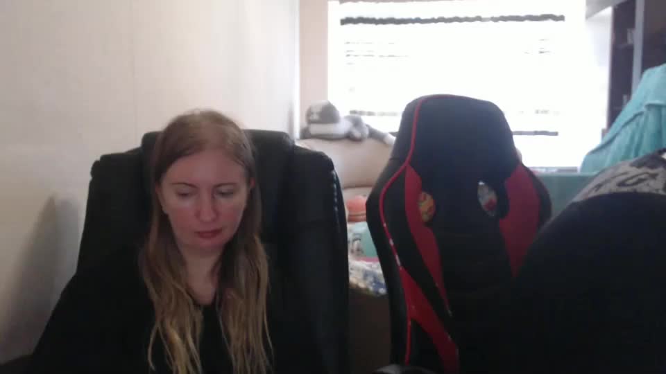 jenisandpeter Live Sex December 19, 2025