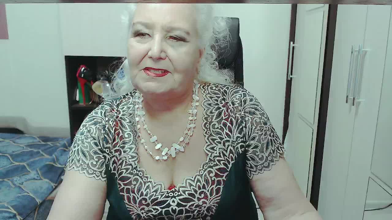GrannyWants Live Sex December 17, 2025