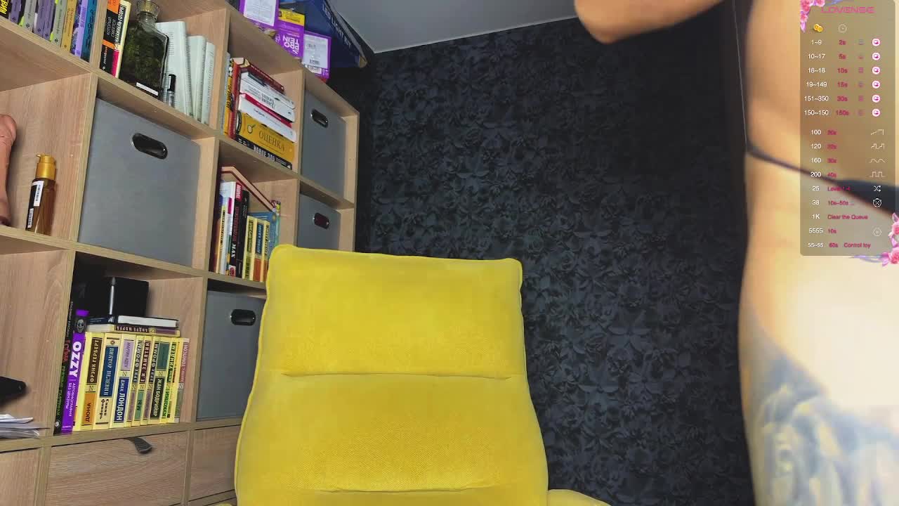 charmingaura1 Live Sex December 18, 2025