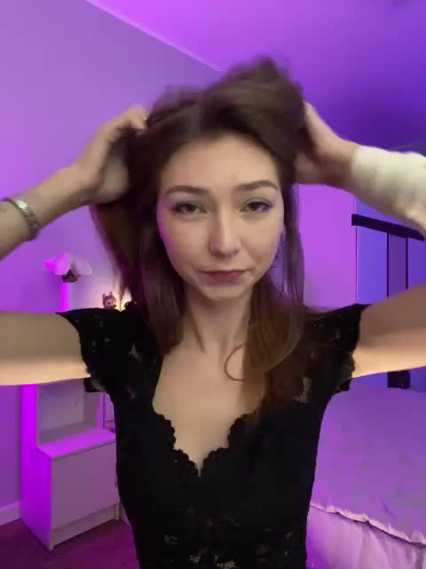 ShyAlya Live Sex December 17, 2025