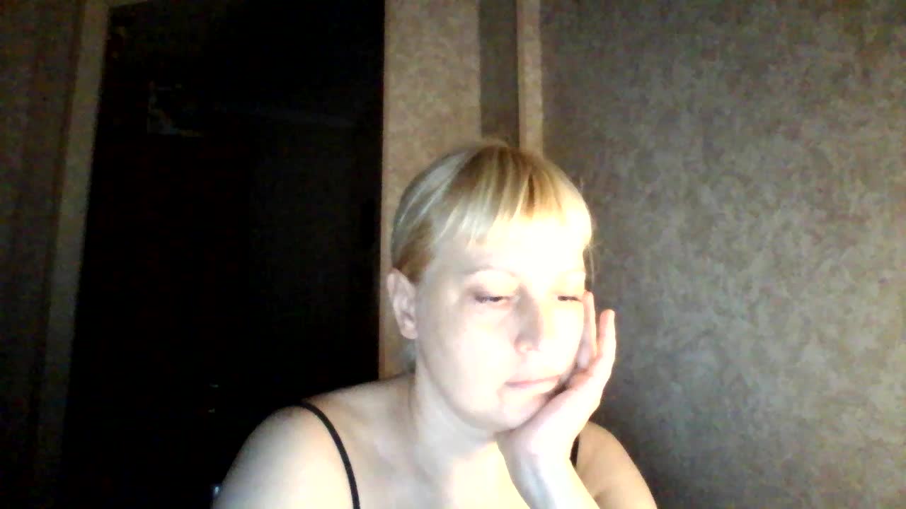 krisss2016 Live Sex December 15, 2025