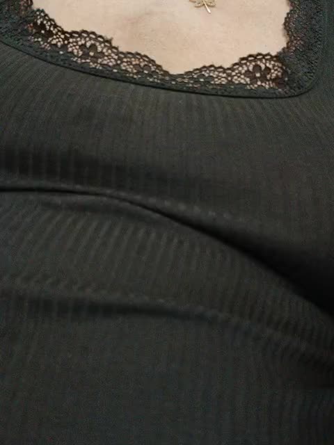 Tata42 Live Sex December 17, 2025