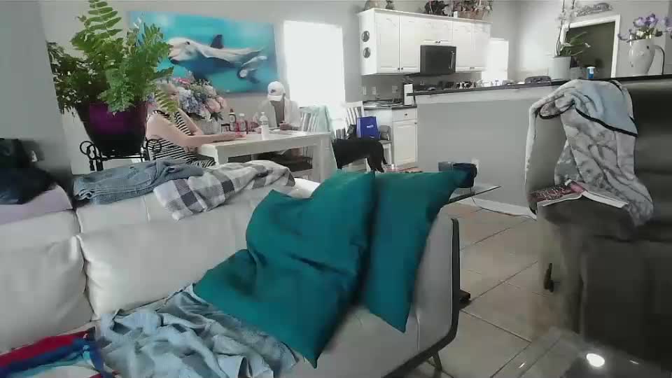 smallpenisbigtongue Live Sex December 17, 2025