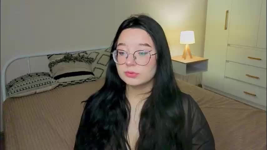 _reverse_gang_ Live Sex December 17, 2025