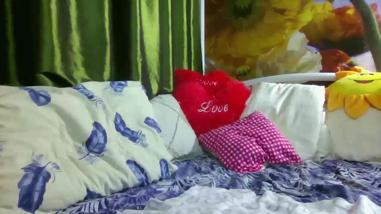 Aktriska Live Sex December 17, 2025