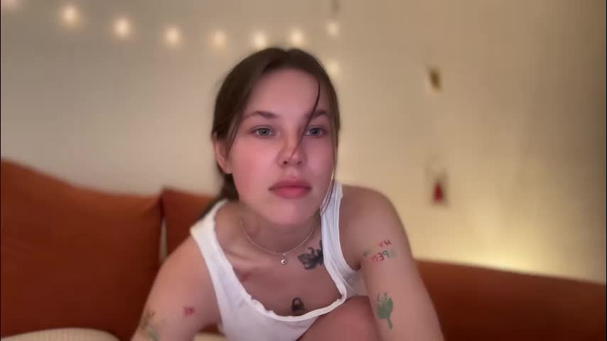 di_n_alex Live Sex December 18, 2025