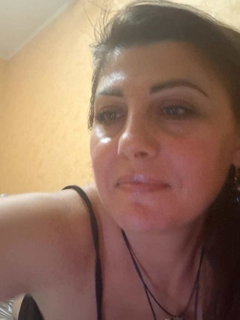 AmyRoses Live Sex December 18, 2025