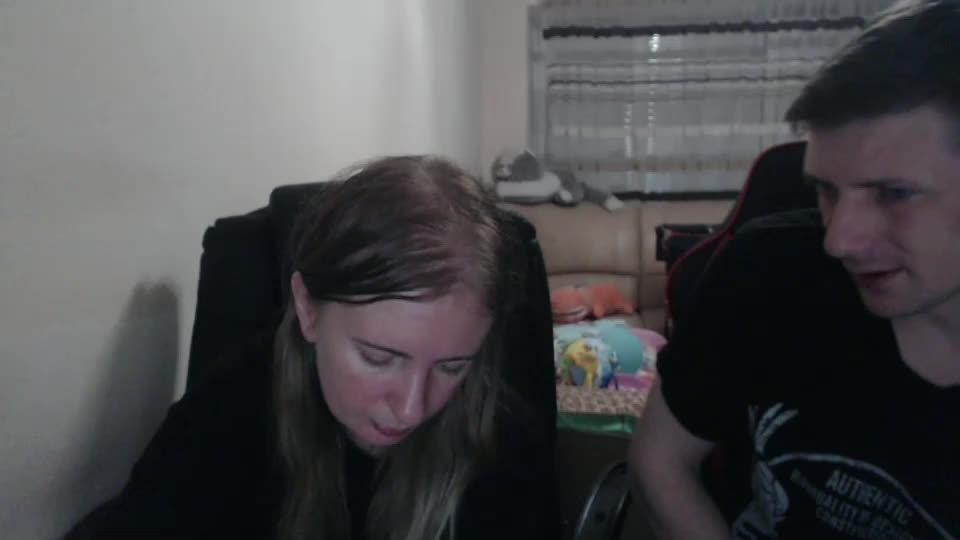 jenisandpeter Live Sex December 19, 2025