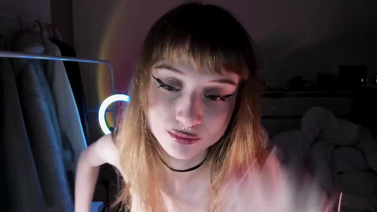 mnepohuyy Live Sex December 14, 2025