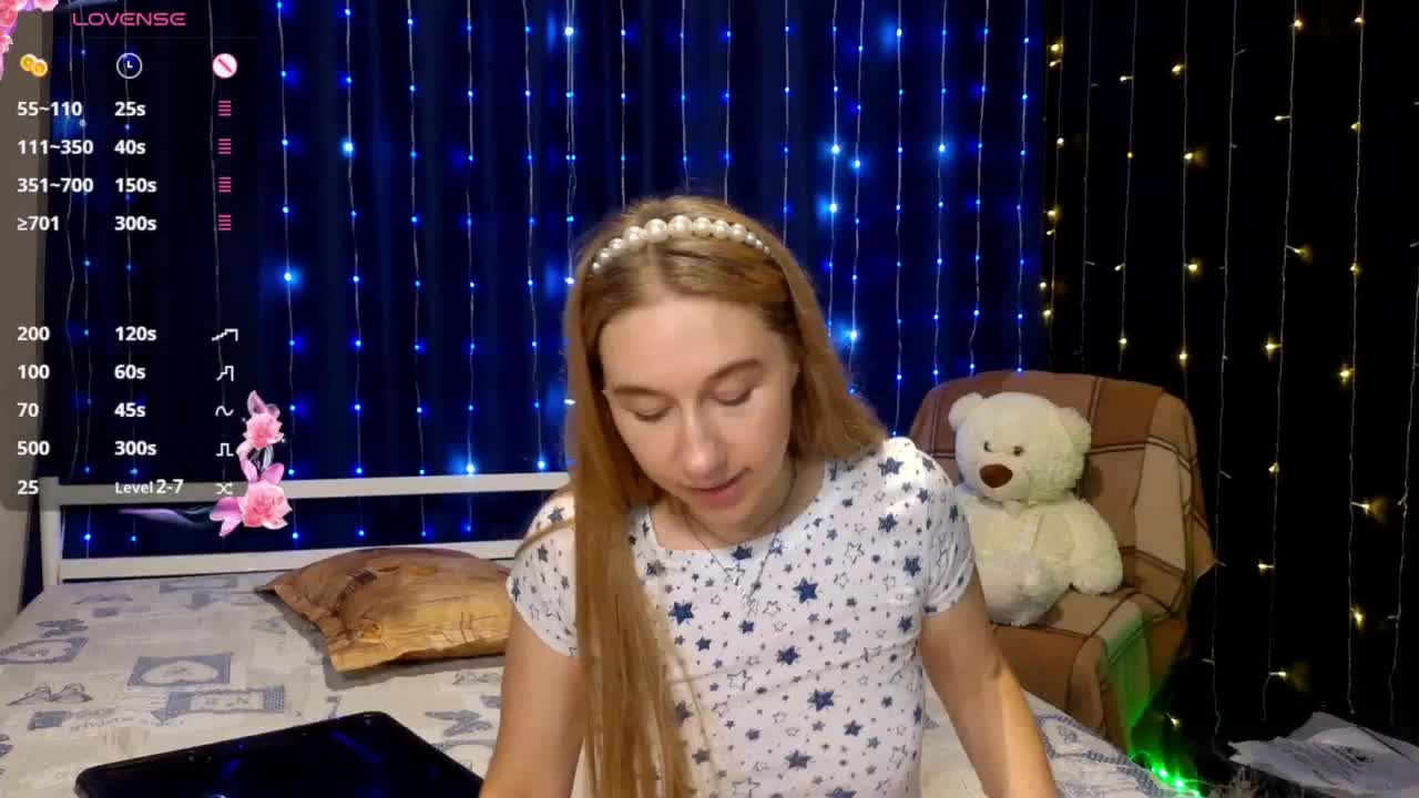 kiskaWEDNESDAY Live Sex December 18, 2025