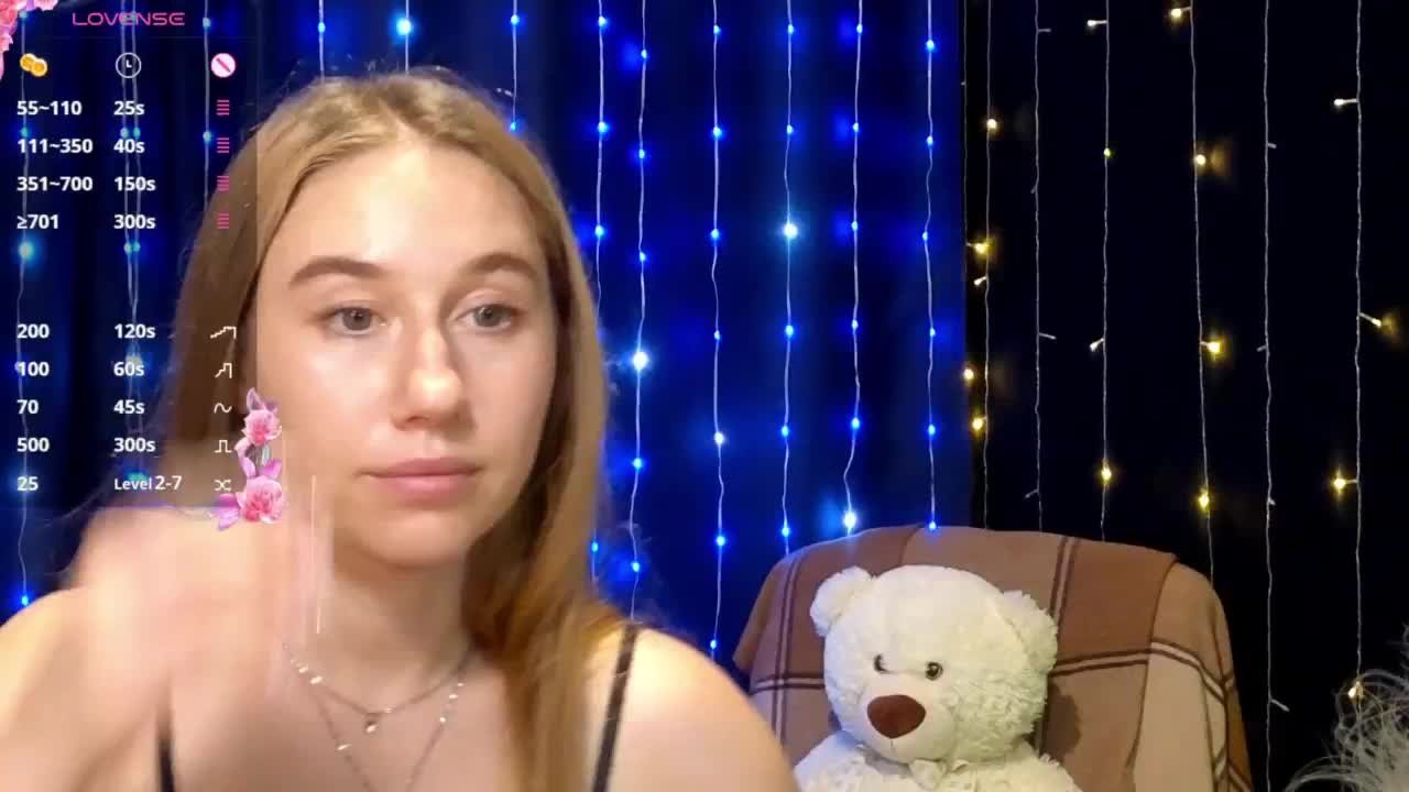 kiskaWEDNESDAY Live Sex December 18, 2025