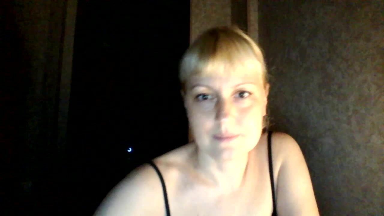 krisss2016 Live Sex December 15, 2025