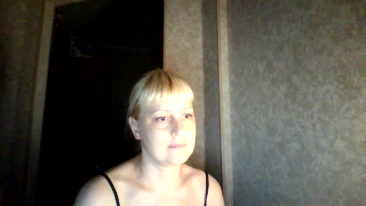 krisss2016 Live Sex December 15, 2025