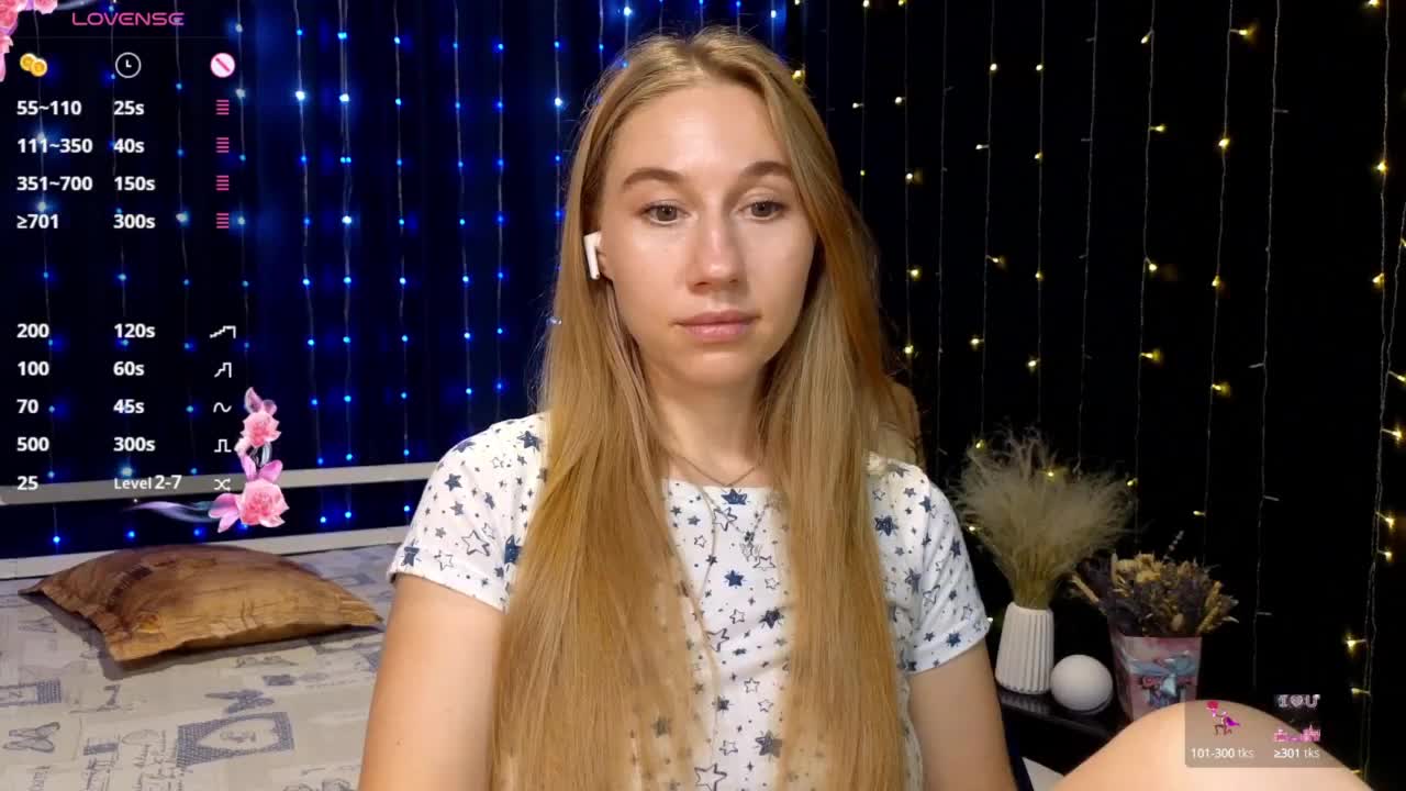 kiskaWEDNESDAY Live Sex December 18, 2025