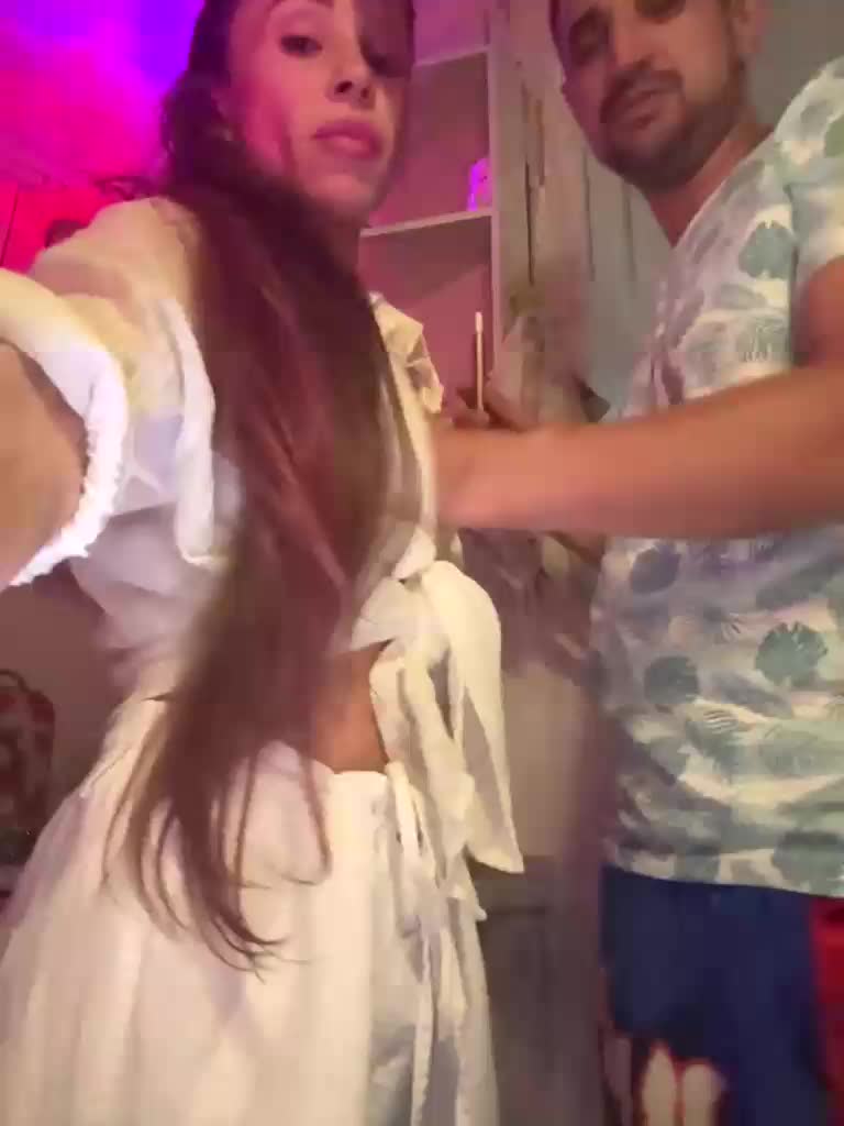 VIP17CoupleDream Live Sex December 17, 2025