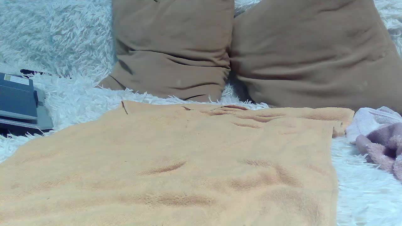 Yana3100 Live Sex December 17, 2025