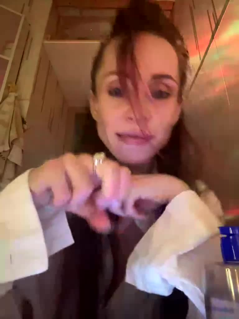 VIP17CoupleDream Live Sex December 17, 2025