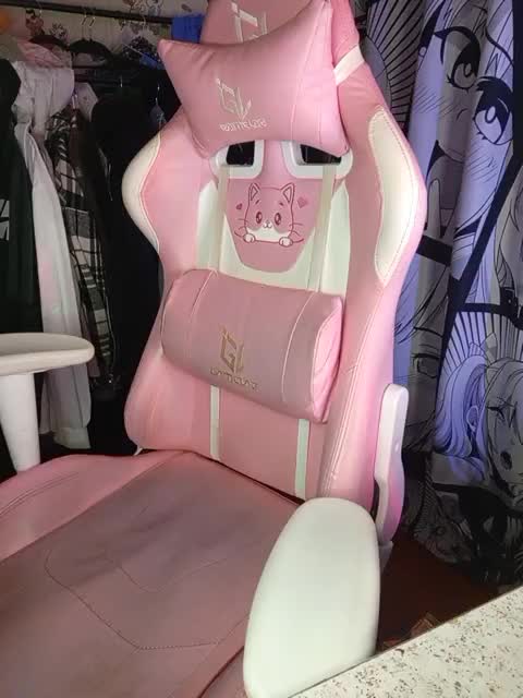 ariel_borsch Live Sex December 18, 2025