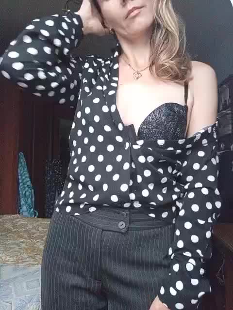 NinonDePeace Live Sex December 13, 2025