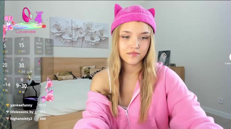 flooora_0 Live Sex December 14, 2025