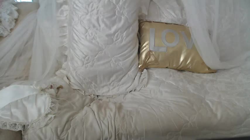 Mia-Montal777 Live Sex December 18, 2025