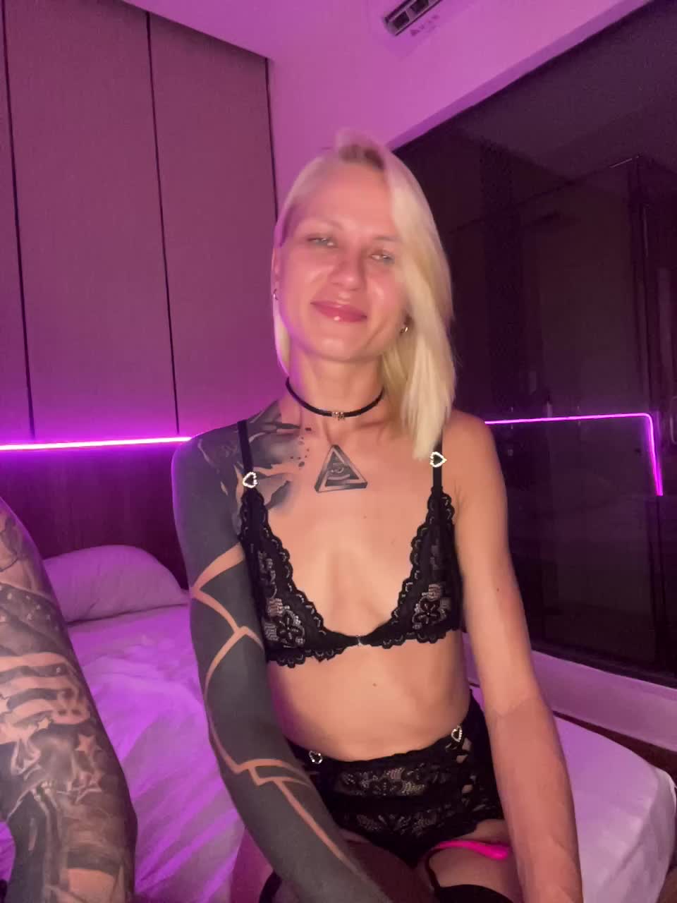 Twins666 Live Sex December 14, 2025