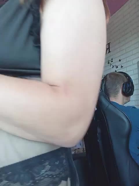 Niki233221 Live Sex December 14, 2025