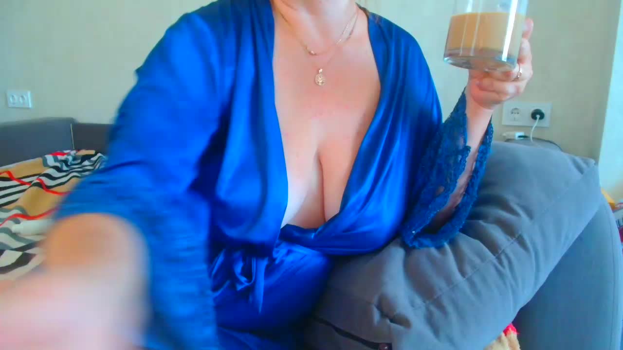 Brionia Live Sex December 14, 2025