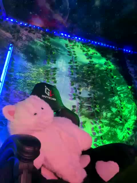 -Summer- Live Sex December 17, 2025