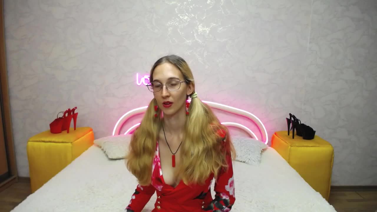 LizzieBrait Live Sex December 17, 2025