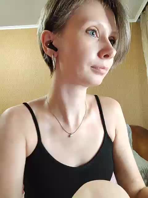 -Christina- Live Sex December 14, 2025