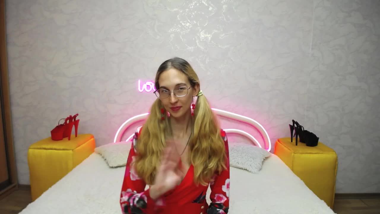 LizzieBrait Live Sex December 17, 2025